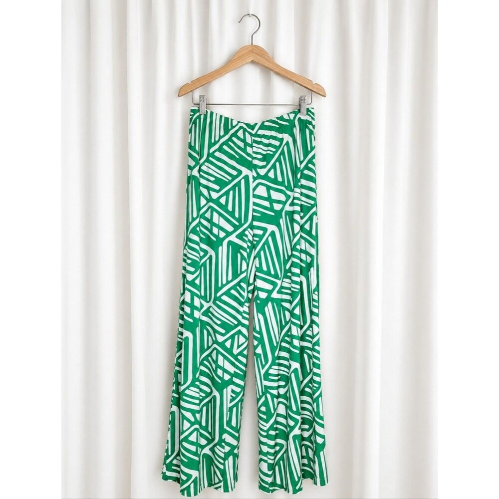 Chico's Line Game Cilantro Green White Abstract Design Pull On Wide Leg Pants